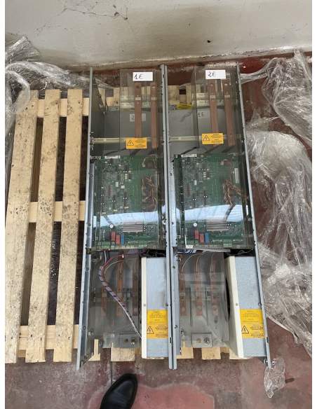 1 x SIEMENS COMMON RECTIFIER SIMOVERT P  model 6SE7031-7EE85-0AA0
