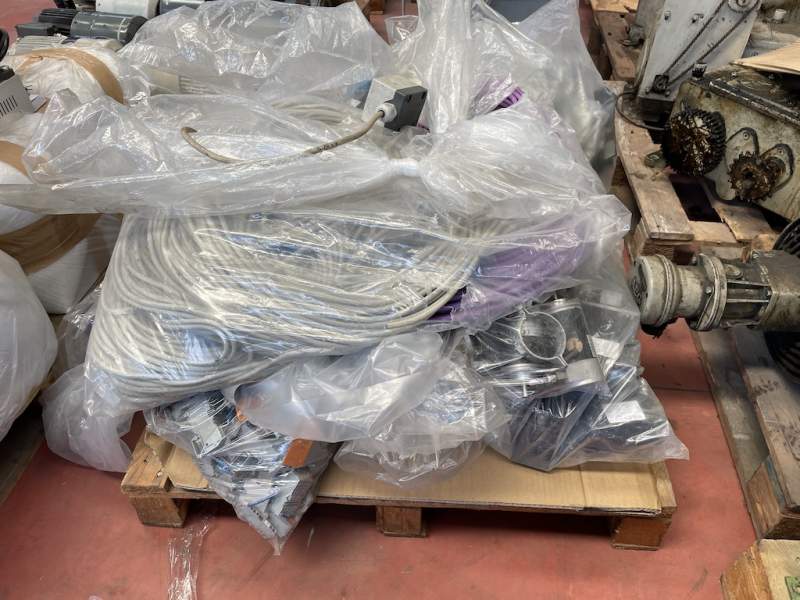 Bruckner stenter 7 chambers Electric and Electronic devices year 2001