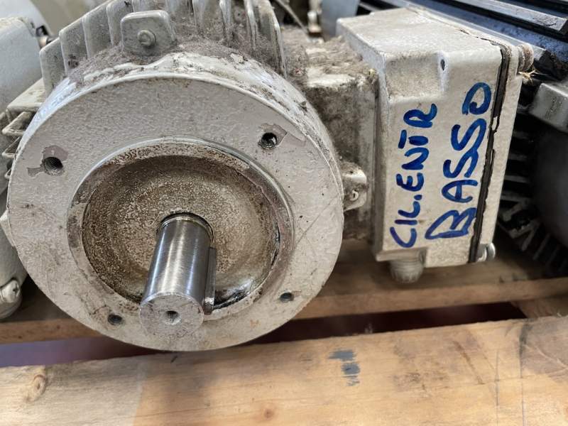 Bruckner stenter 7 chambers Electric and Electronic devices year 2001