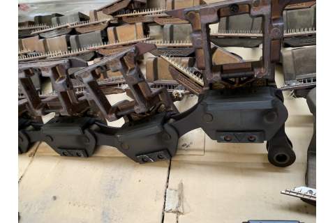 Horizontal oil free chain, lubricated chain, pin/clip and pin Babcock - Artos 2