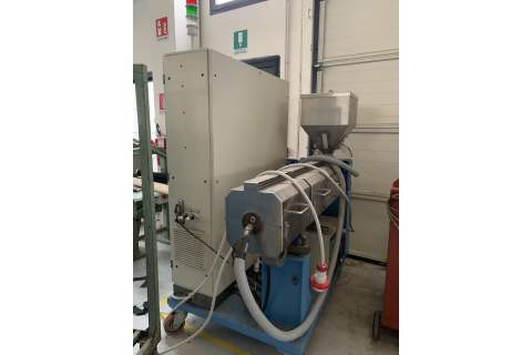 Estrusore portata 60kg/h