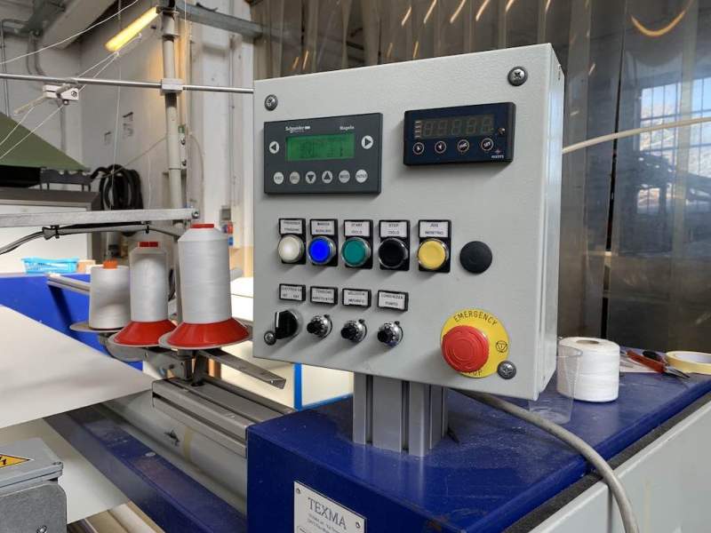 Macchina cucitrice automatica per sorfilatura sopragitto - Preparazione inkjet T-2L