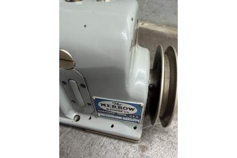Sewing machine Merrow Stitches 70-D3B reconditioned 2