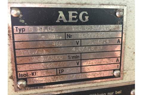 Motore elettrico con riduttore AEG 2